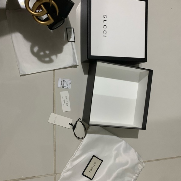 Brand new never worn gucci belt size 32 with authenticity tags and number code - Picture 7 of 9